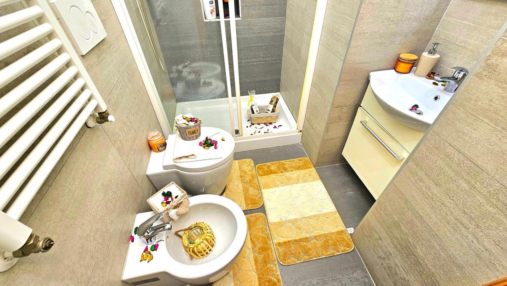 A Casa Simpatia Roma - Free Parking If You Book 4 Nights Bed & Breakfast Exterior photo